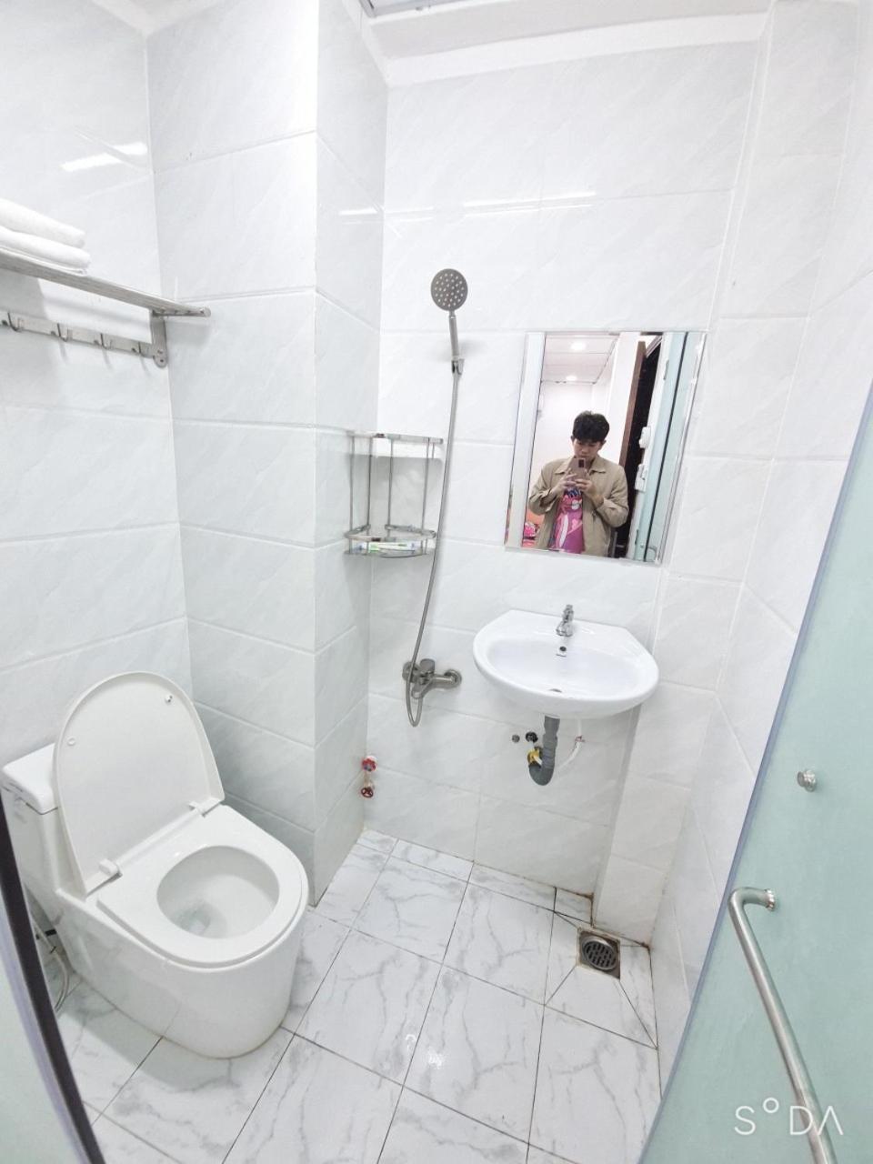 The Hogwarts Vietnam Hotel Thành Pho Ho Chí Minh Esterno foto